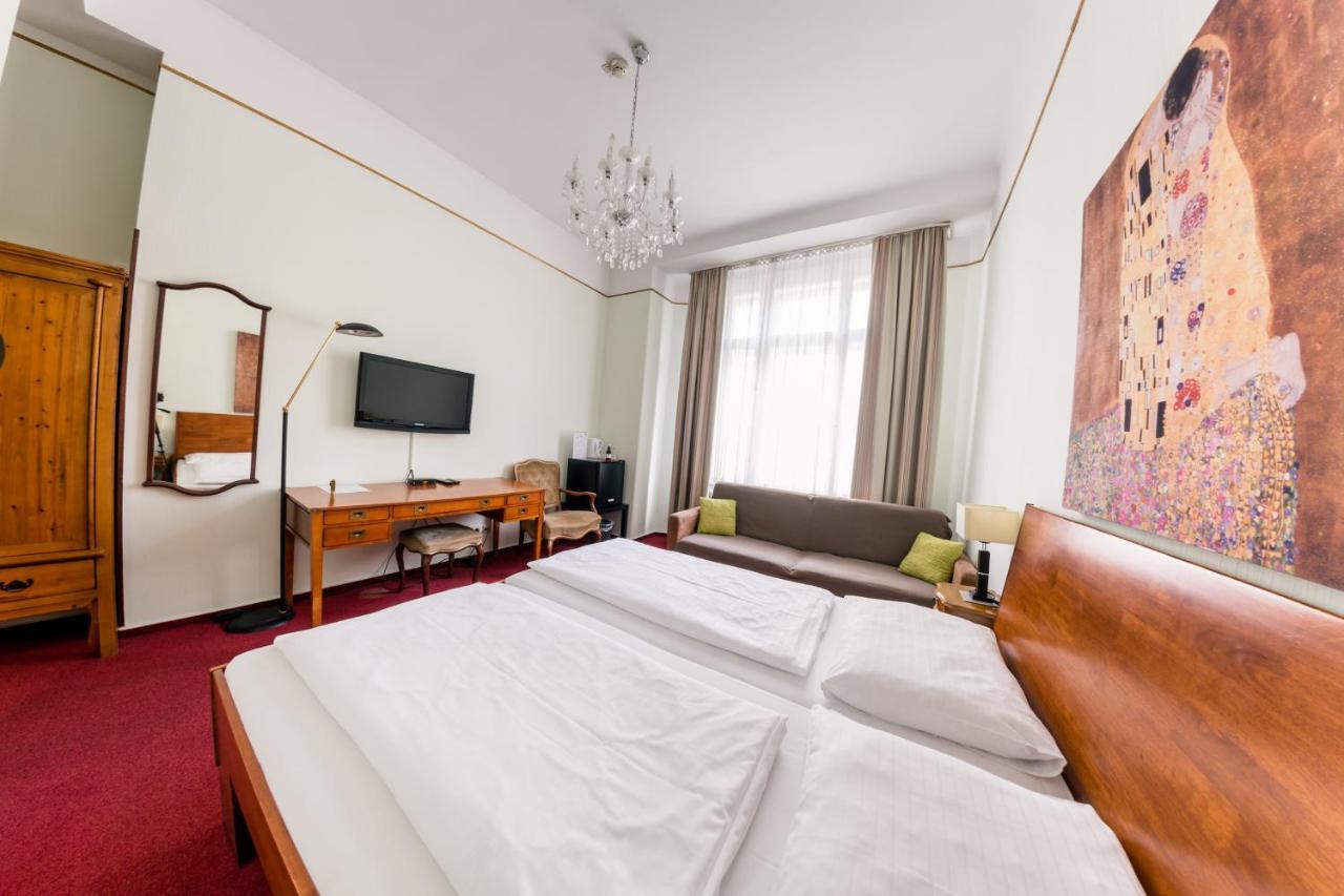 Hotel-Pension Dormium Wina Bagian luar foto