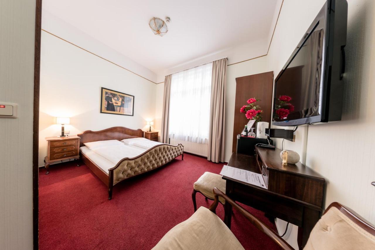 Hotel-Pension Dormium Wina Bagian luar foto