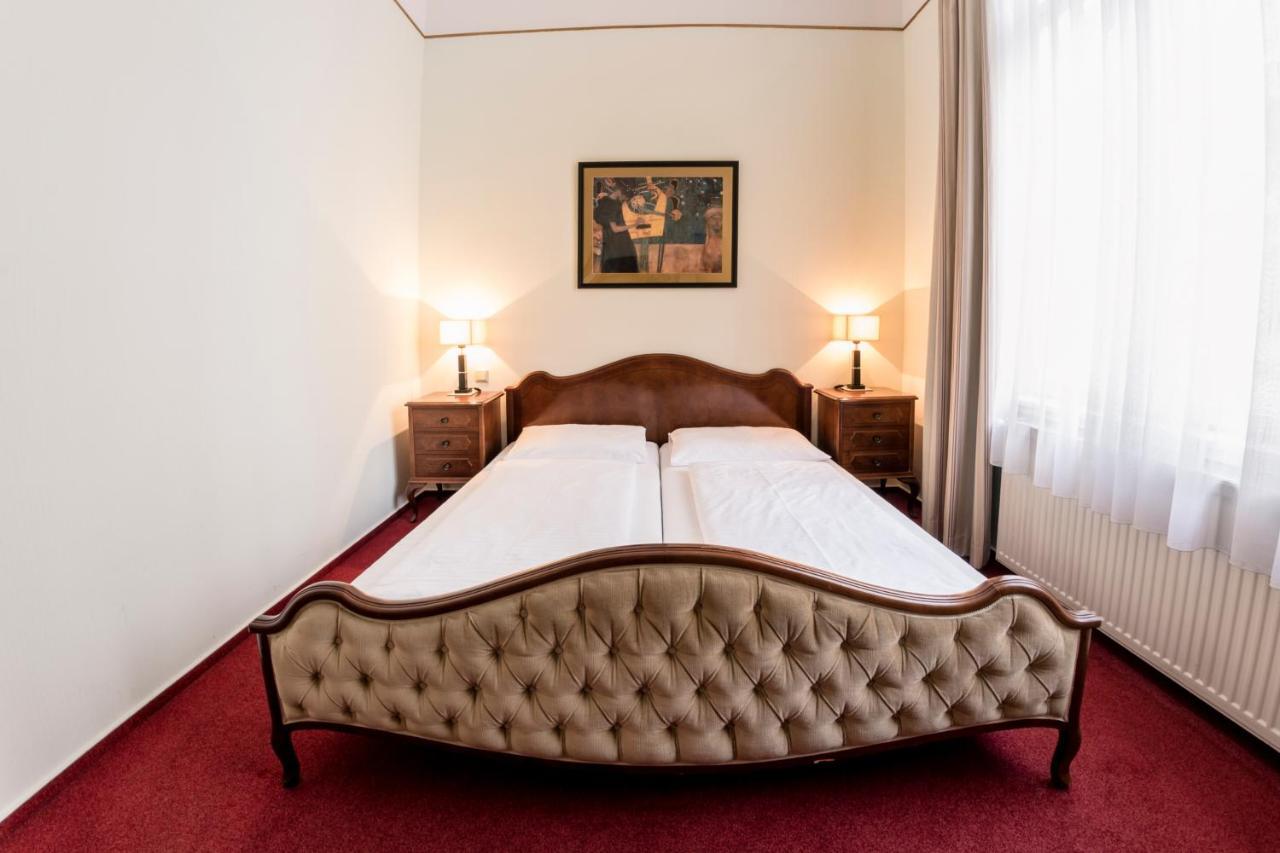 Hotel-Pension Dormium Wina Bagian luar foto