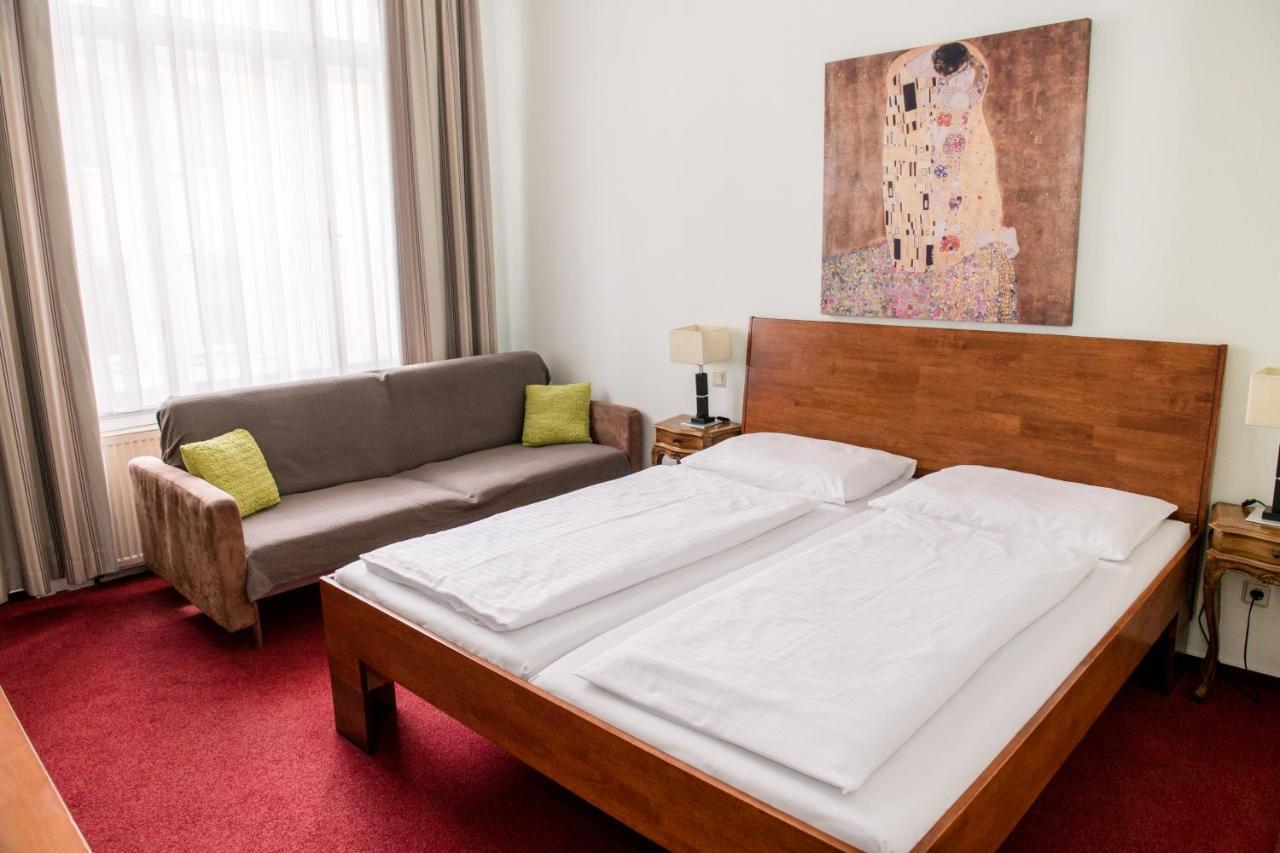 Hotel-Pension Dormium Wina Bagian luar foto