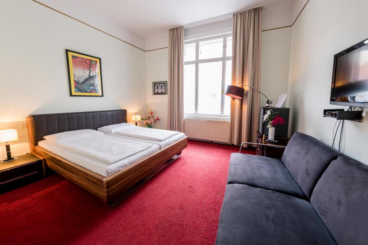 Hotel-Pension Dormium Wina Bagian luar foto